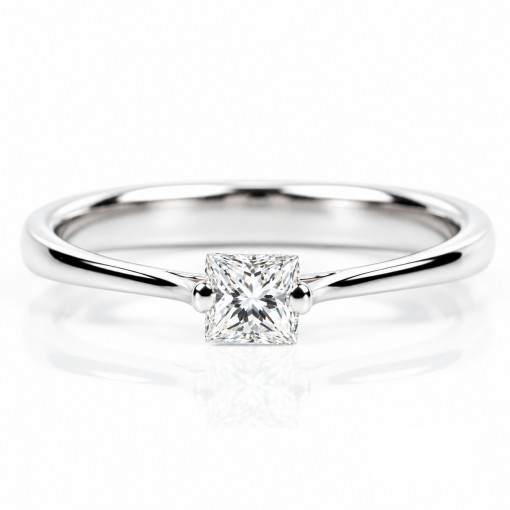 Годежен Пръстен 18К Бяло Злато с  Принцес  Диамант Bloom Jewellery